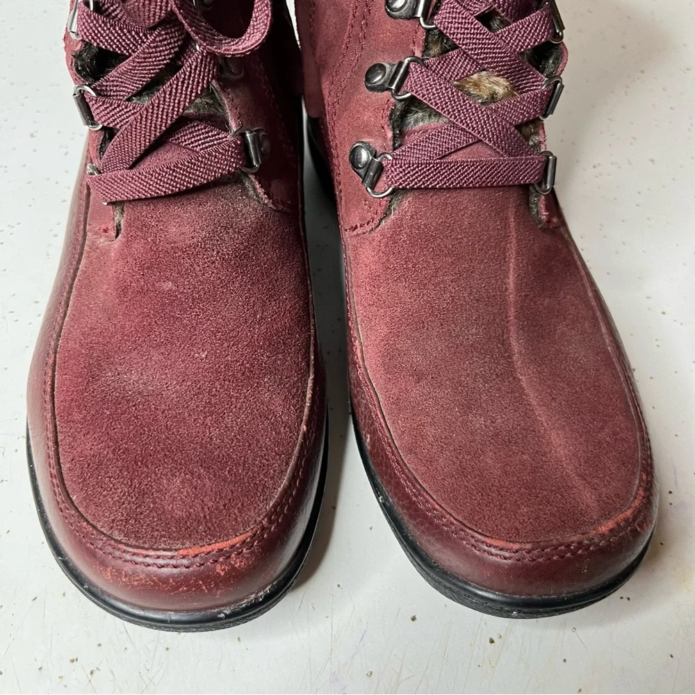 Clark’s Kearns Ramsey Boots Women’s 9.5M Burgundy Leather Faux Fur Lace Up Warm